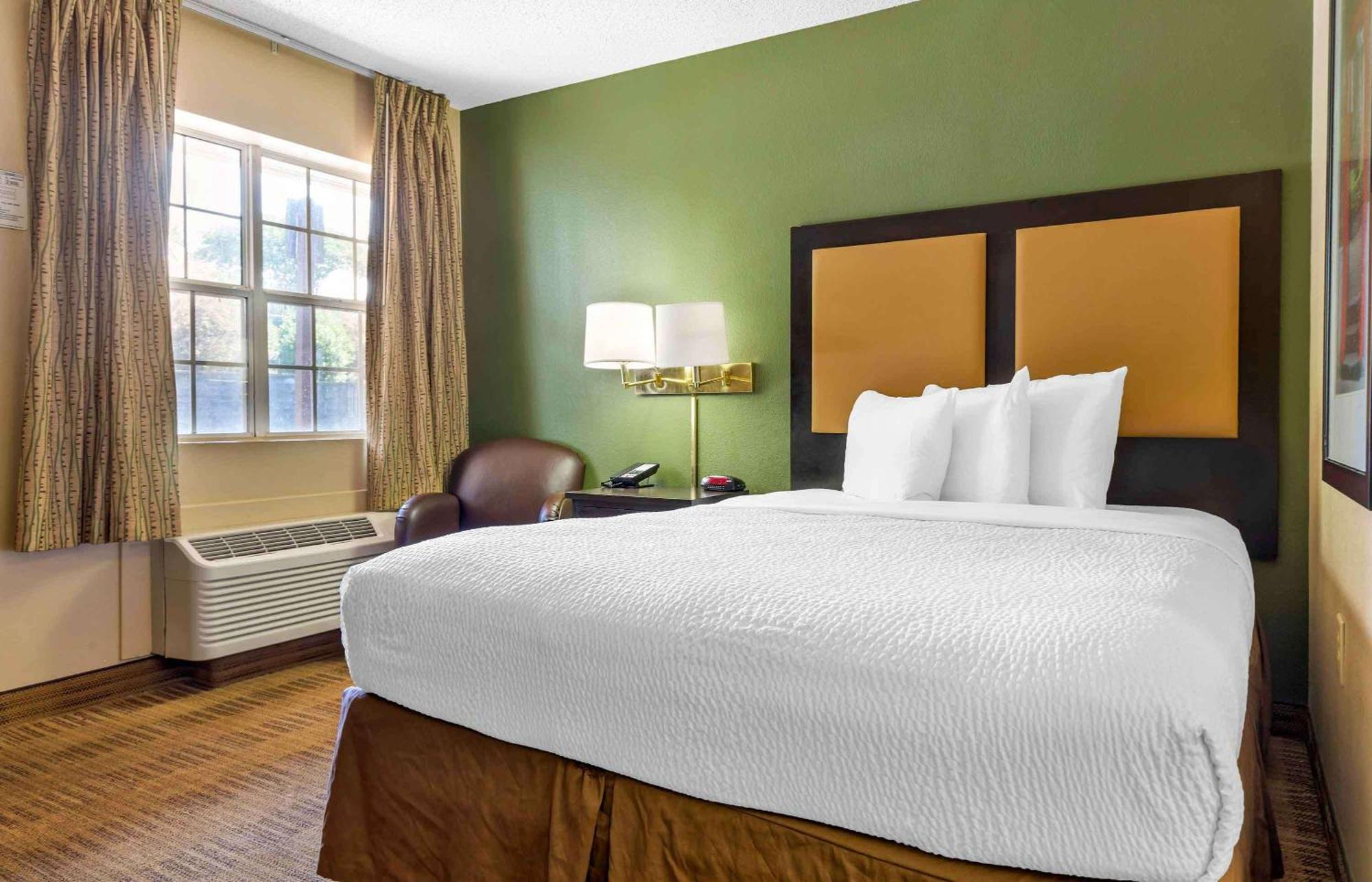Extended America - - California Avenue Hotel Bakersfield