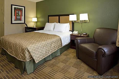 Hotel Extended America - - California Avenue Bakersfield